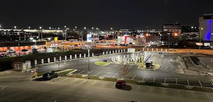 Holiday Inn Express & Suites Chicago O'Hare Airport by IHG 4