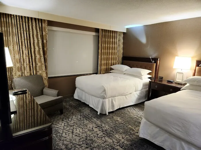 Sheraton Suites Chicago O'Hare 4