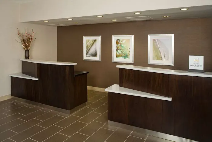 DoubleTree by Hilton Hotel Chicago Wood Dale - Elk Grove 4