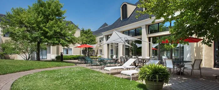DoubleTree by Hilton Hotel Chicago Wood Dale - Elk Grove 4