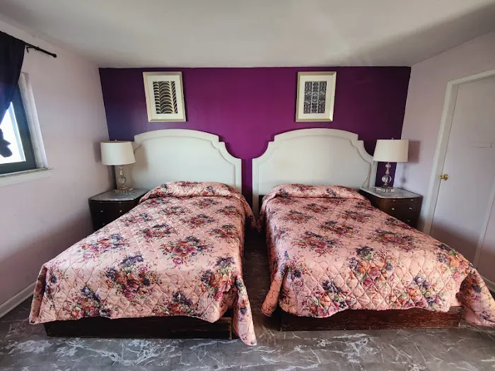 MOTEL EDGEBROOK CHICAGO NORTH SHORE BY OYO 5