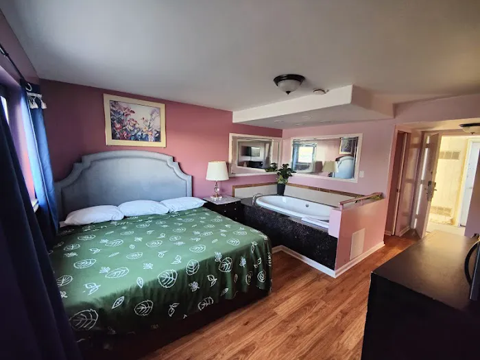 MOTEL EDGEBROOK CHICAGO NORTH SHORE BY OYO 5