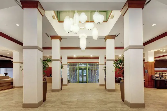 Hilton Garden Inn Chicago North Shore/Evanston 4
