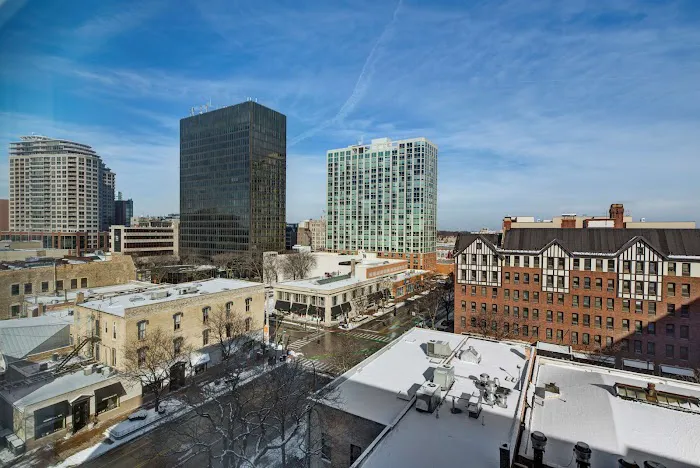 Hyatt House Chicago/Evanston 4