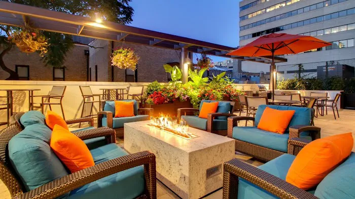 Hyatt House Chicago/Evanston 4
