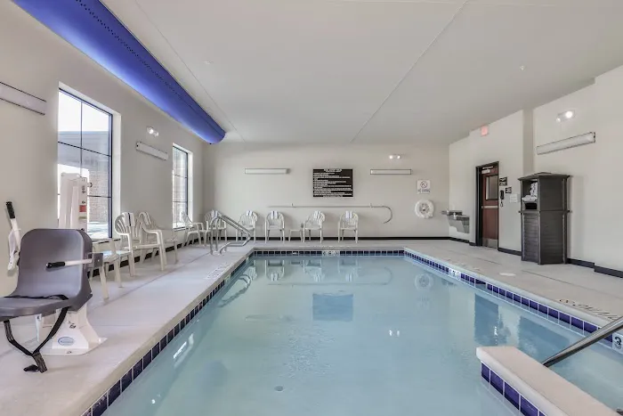 Cobblestone Hotel & Suites - Rhinelander 4