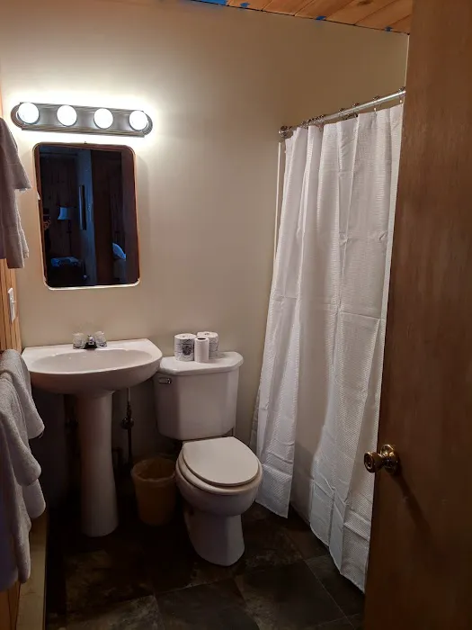 Point of View Lake Resort and Glamping Campground 4