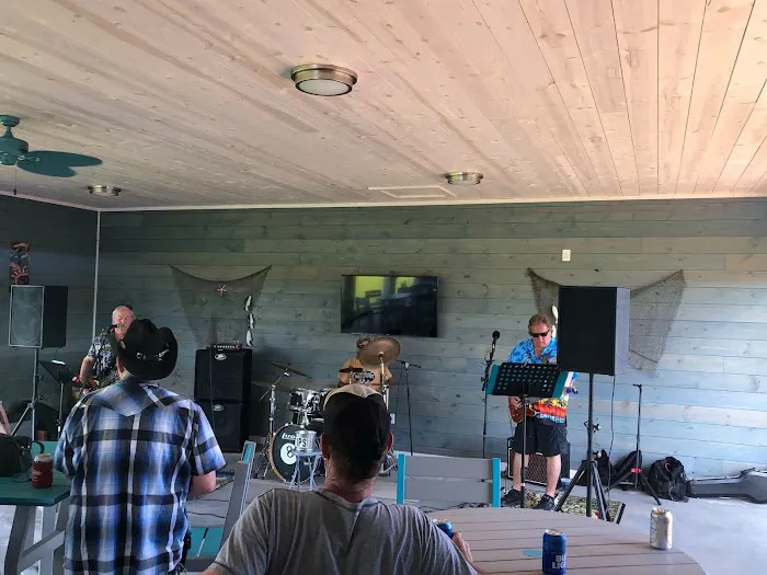 Uncle Salty’s Golf & Camp 4