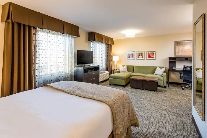 Staybridge Suites Eau Claire - Altoona by IHG 4