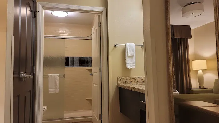 Staybridge Suites Eau Claire - Altoona by IHG 4