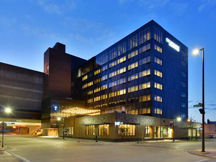 The Lismore Hotel Eau Claire - a DoubleTree by Hilton Hotel 5
