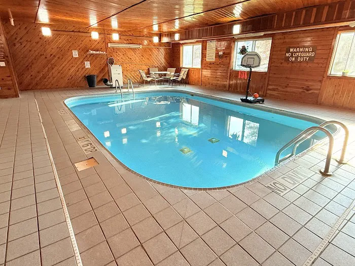Quality Inn & Suites Eau Claire 4