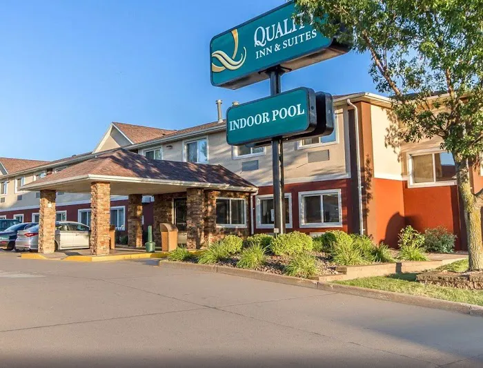 Quality Inn & Suites Eau Claire 4