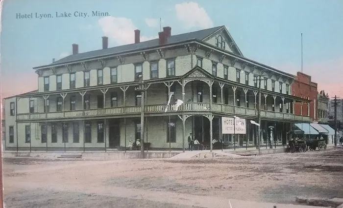 Old Lyon Hotel 3