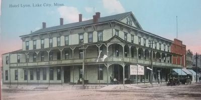 Old Lyon Hotel