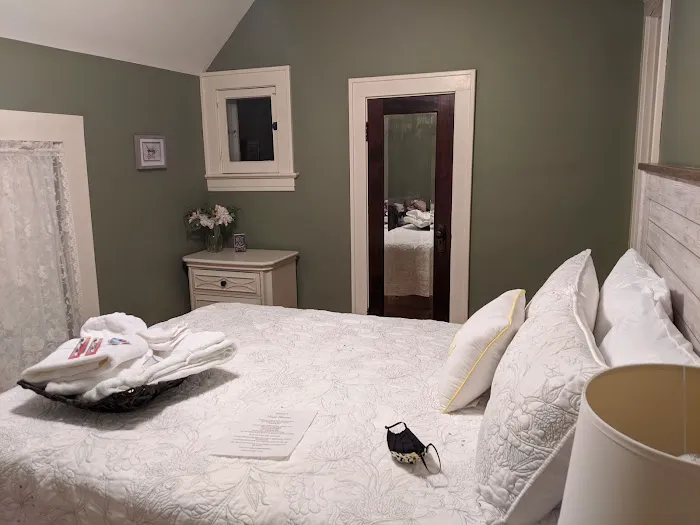 Simple Blessings Bed and Breakfast 4