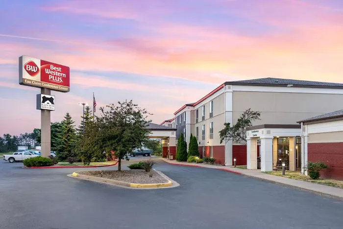 Best Western Plus Eau Claire Conference Center 4