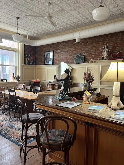 Maiden Rock Inn 4