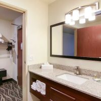 Cobblestone Inn & Suites at UW Stout Downtown Menomonie ico