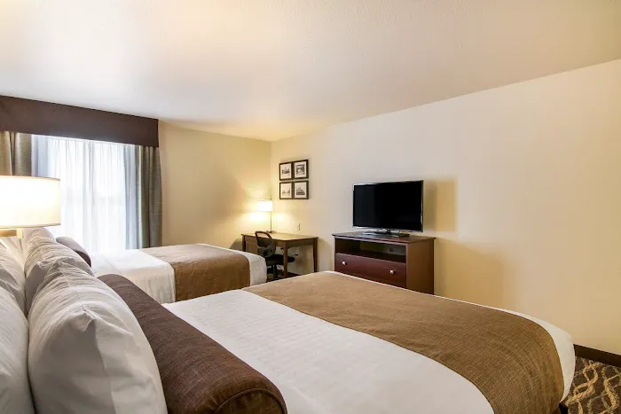 Cobblestone Inn & Suites at UW Stout Downtown Menomonie 4