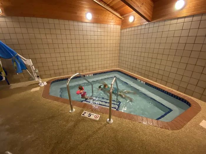 AmericInn by Wyndham Anamosa 4