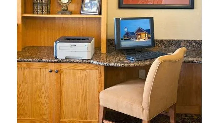 AmericInn by Wyndham Anamosa 4