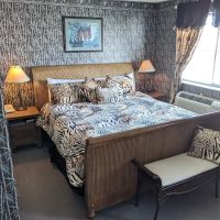Urbana Inn & Suites ico