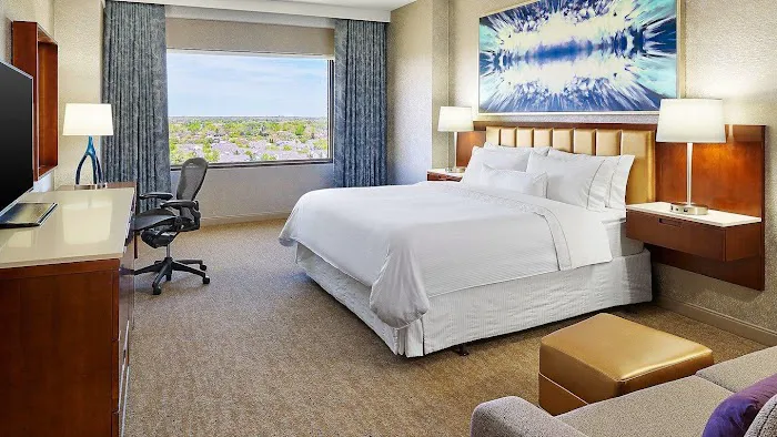 The Westin Chicago Northwest 4
