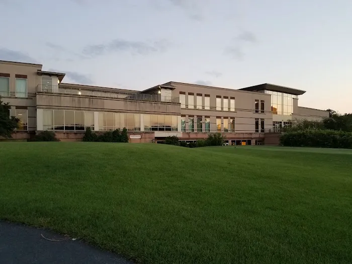 Eaglewood Resort & Spa 4