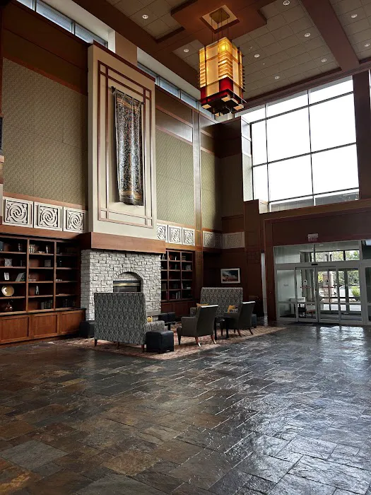 Eaglewood Resort & Spa 4