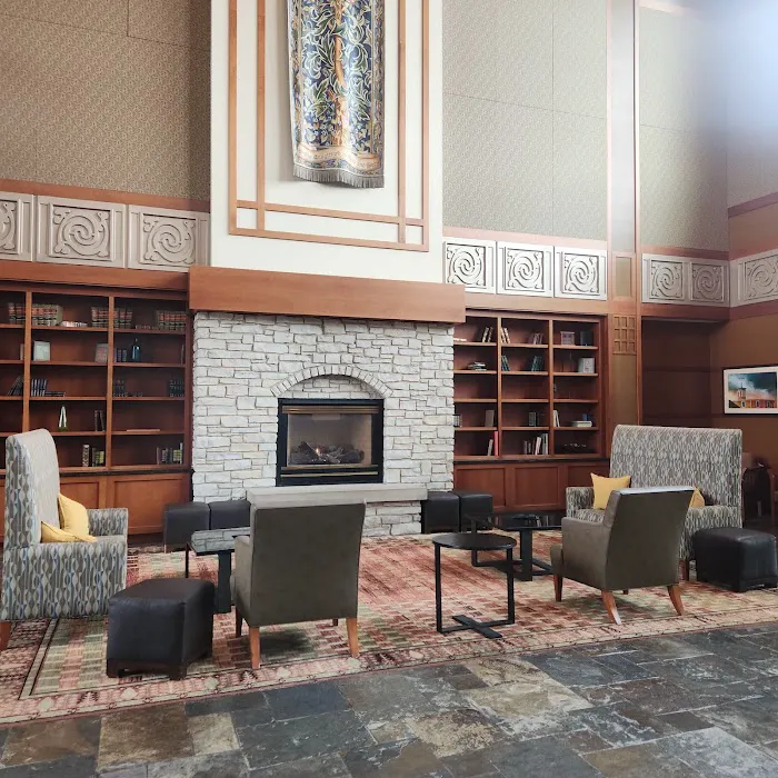 Eaglewood Resort & Spa 4