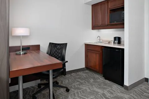 SpringHill Suites Chicago O'Hare 5