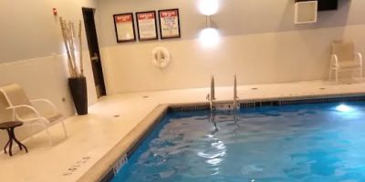 Renaissance Chicago O'Hare Suites Hotel