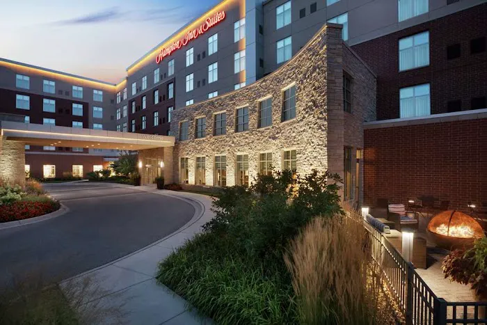 Hampton Inn & Suites Rosemont Chicago O'Hare 4