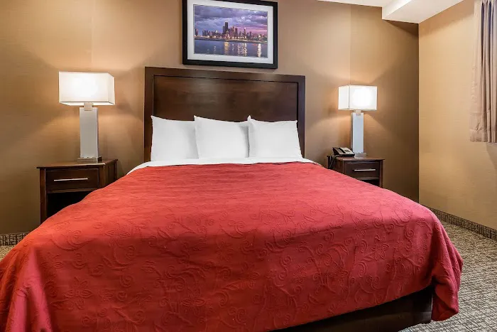 Rodeway Inn Chicago-Evanston 5