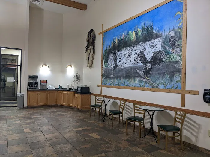 Dancing Eagles Hotel 4
