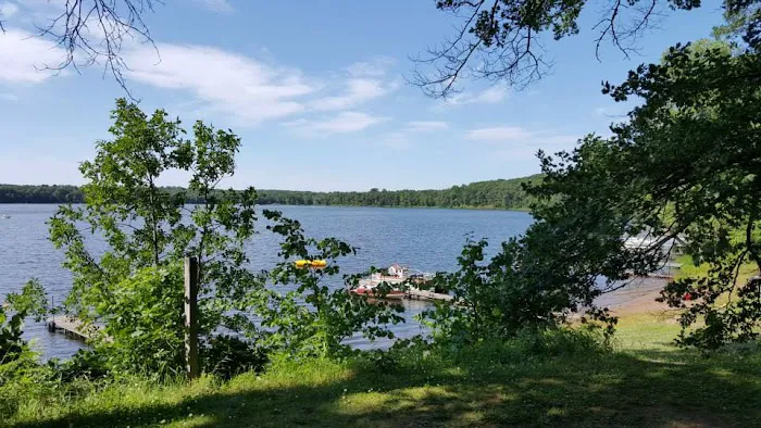 Fireside Lake Resort 4