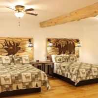 Gateway Inn and Suites ico