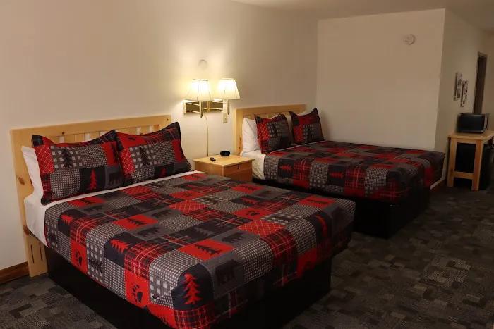 Gateway Inn and Suites 4