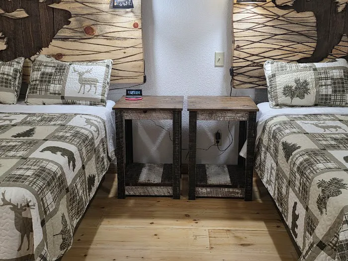 Gateway Inn and Suites 4