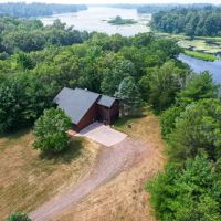 Moose Ear Resort ico