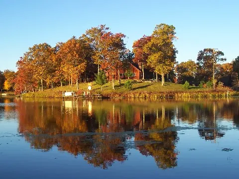 R & R on the Lake/Floods Island 4