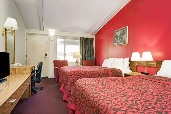 Travelodge by Wyndham Red Wing 4