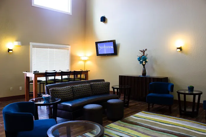Best Western Plus Menomonie Inn & Suites 4