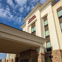 Hampton Inn & Suites Menomonie-UW Stout ico