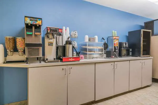 Days Inn by Wyndham West-Eau Claire 4