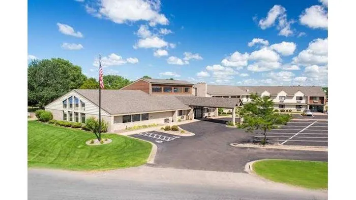 AmericInn by Wyndham Eau Claire 4