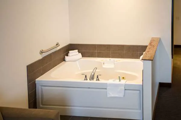 Sleep Inn & Suites Conference Center Eau Claire North 4
