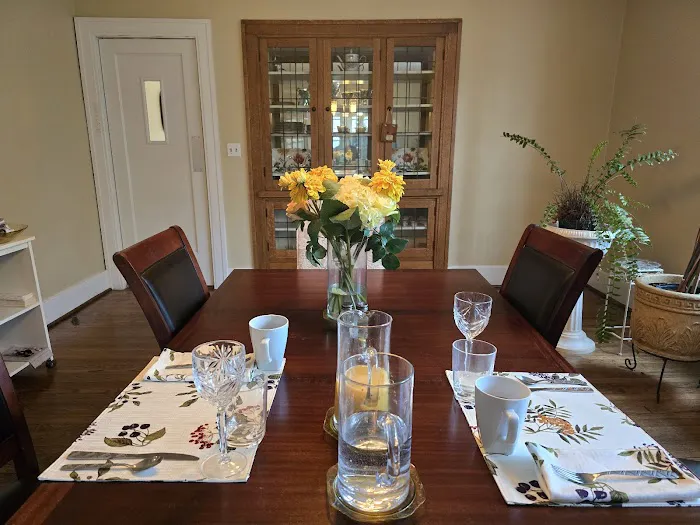 Elaine's Bed & Breakfast 4