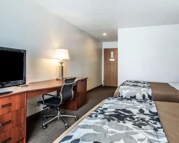 Sleep Inn & Suites Mount Vernon 4